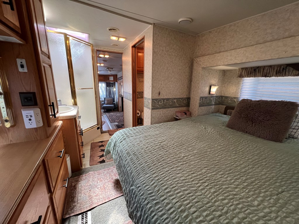 294 Pioneer Ests Road Murphy, NC 28906 - Photo 19 of 36 RV bedroom