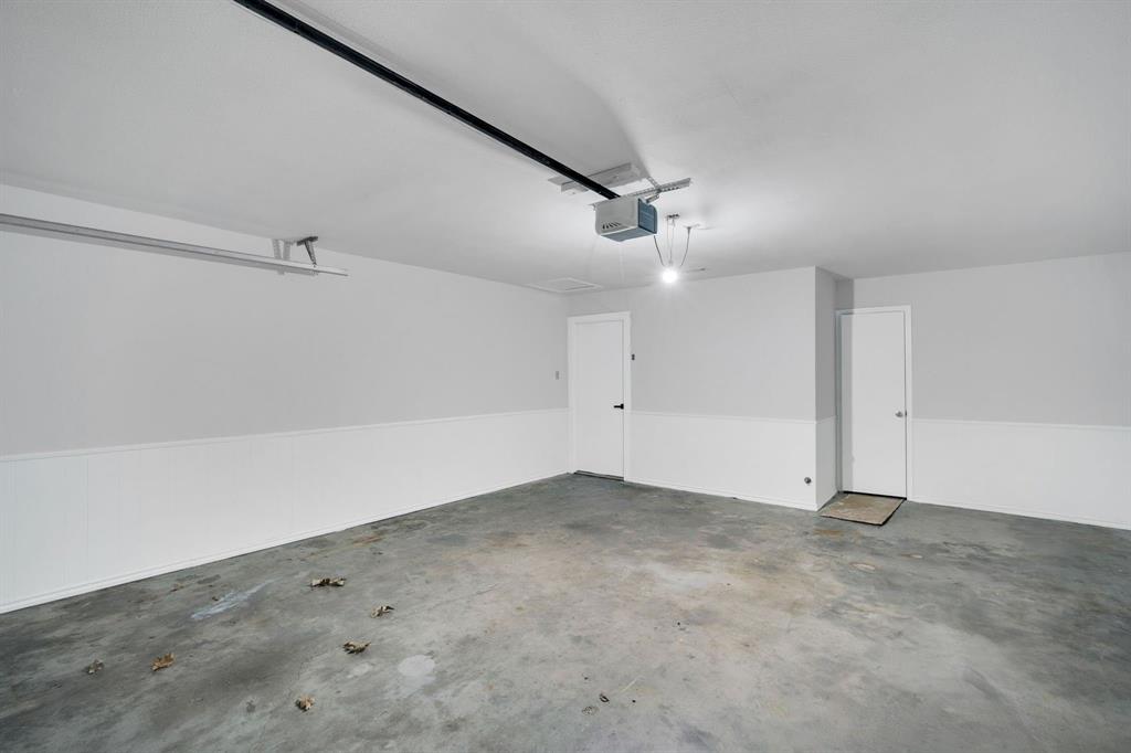 221 North Edgefield Road Waxahachie, TX 75165 - Photo 26 of 27 wooden floor in an empty room