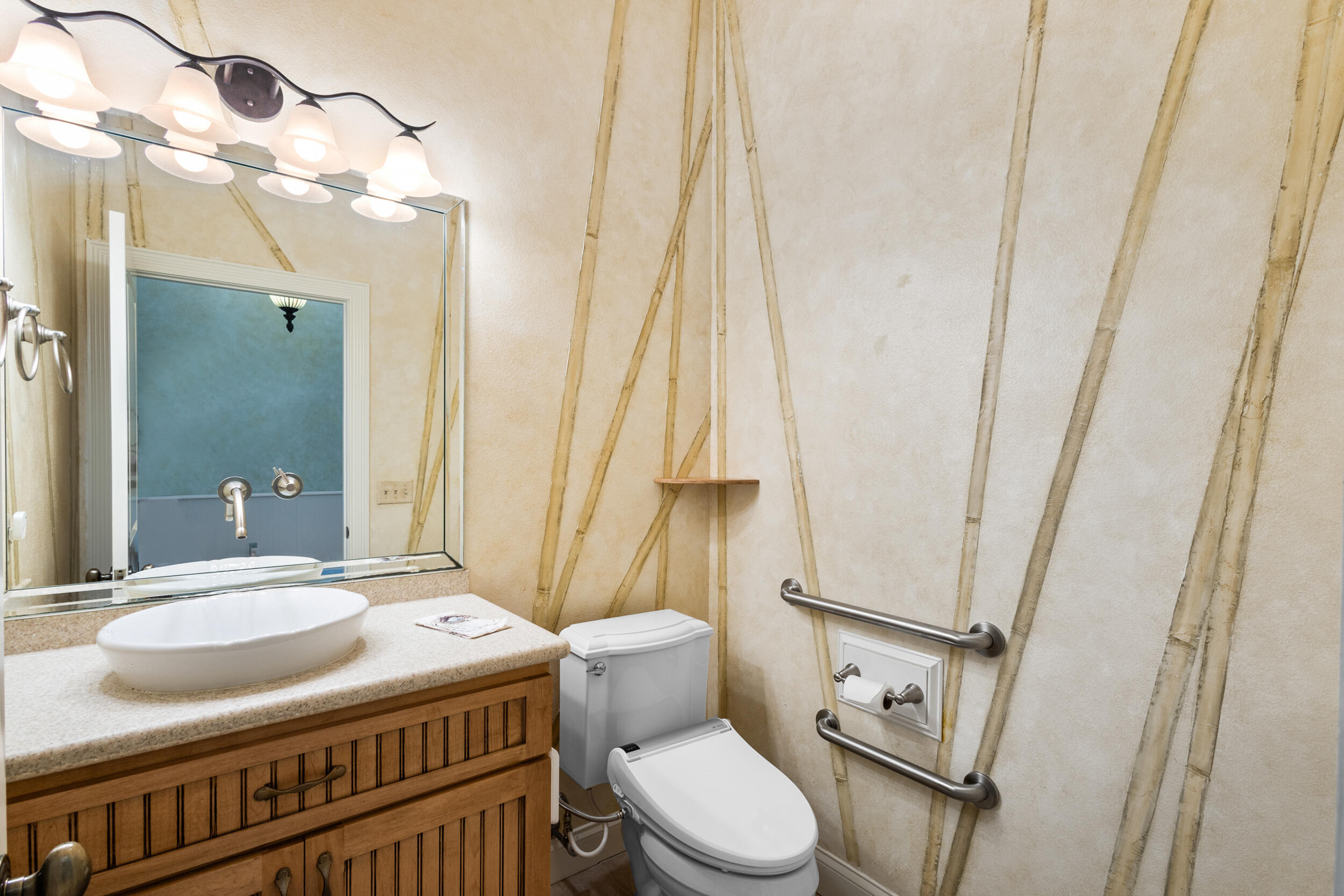 5430 Amy Way Mims, FL 32754 - Photo 15 of 26 Powder Room