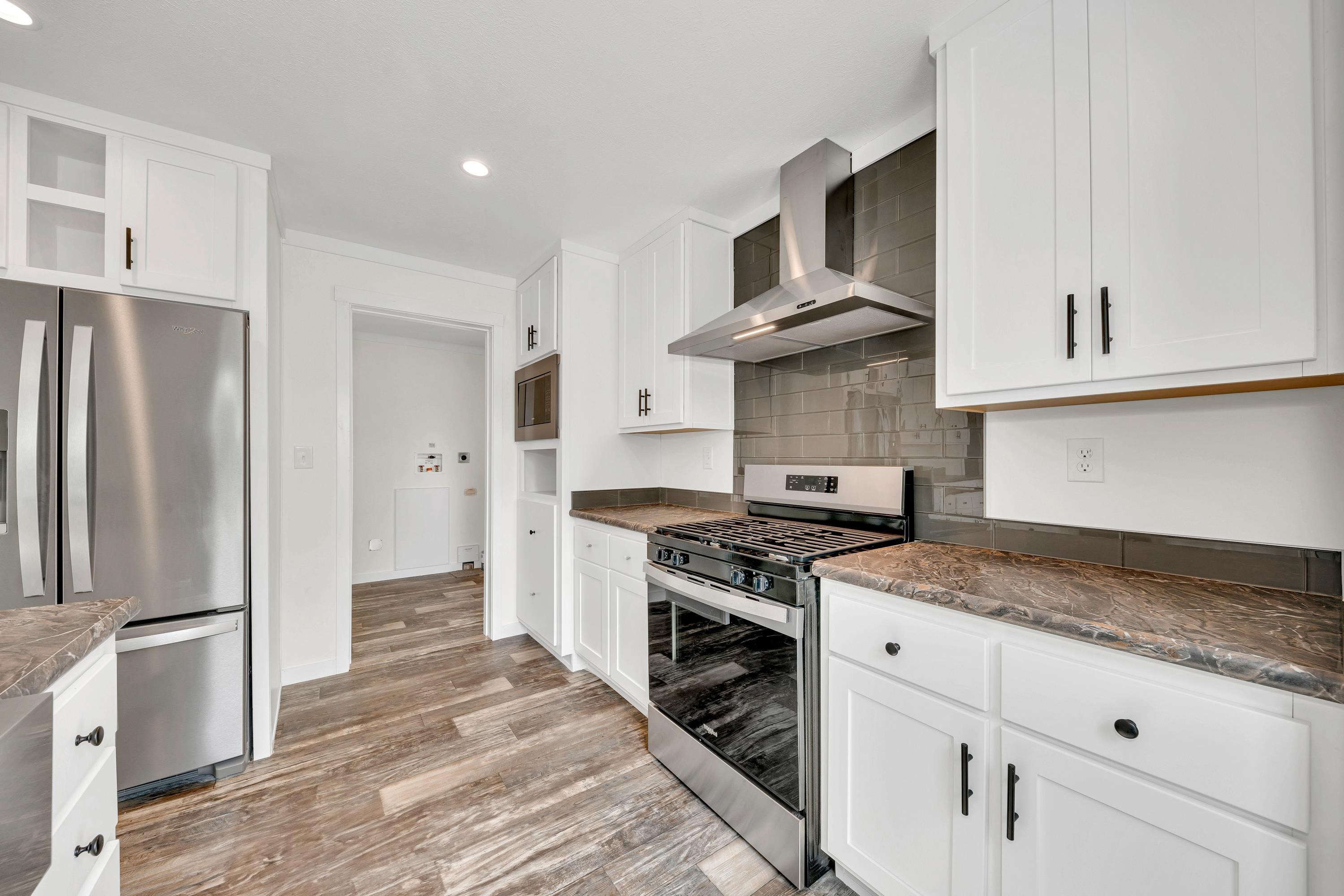 156 Pinkham Road Middleton, NH 03887 - Photo 5 of 28