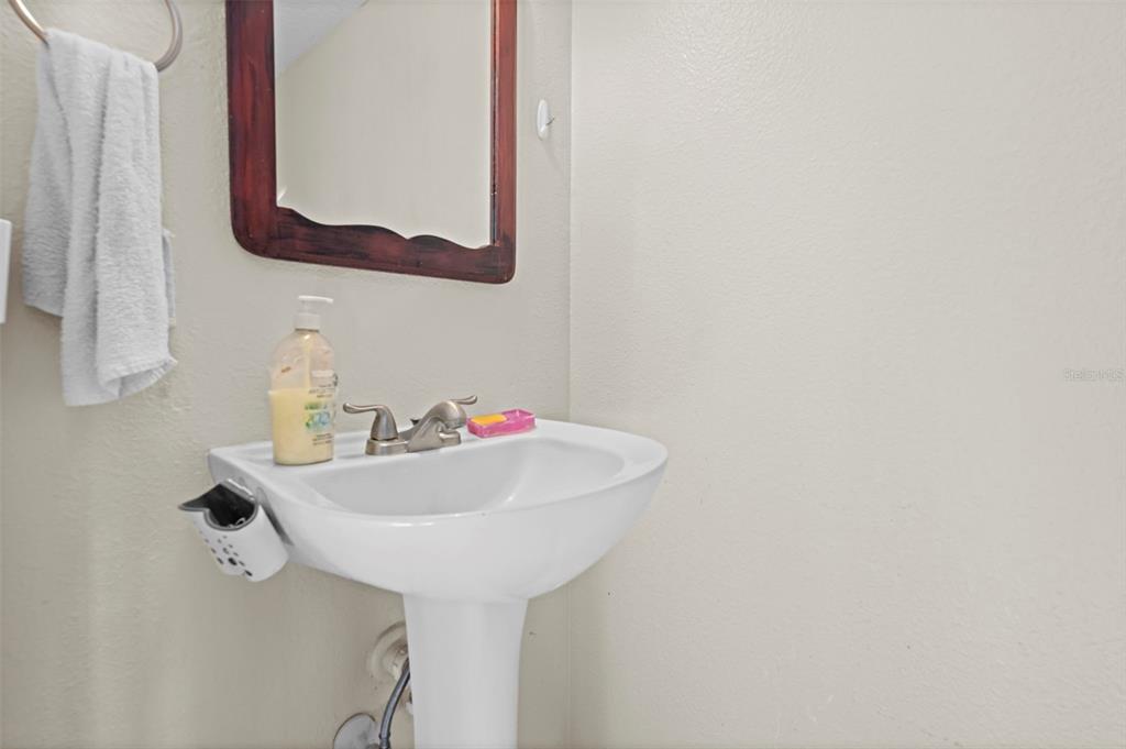 7319 Lagoon Road Spring Hill, FL 34606 - Photo 16 of 60