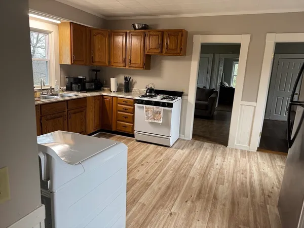 $724,900 | 28 Beach Street, Marlborough, MA 01752