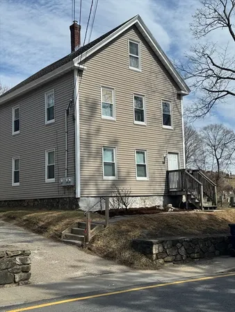 $724,900 | 28 Beach Street, Marlborough, MA 01752