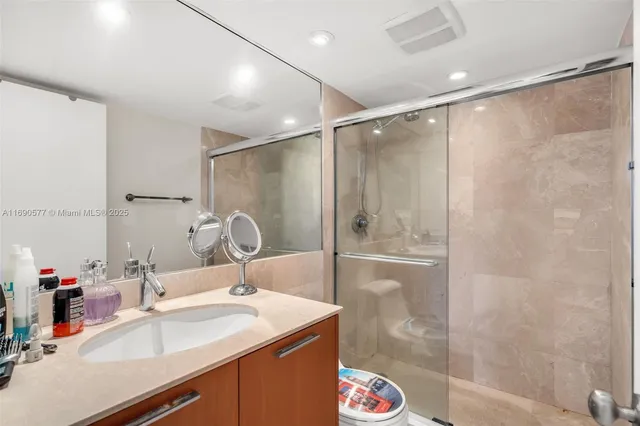 $1,150,000 | 155 Ocean Ln Drive, Unit 312, Key Biscayne, FL 33149