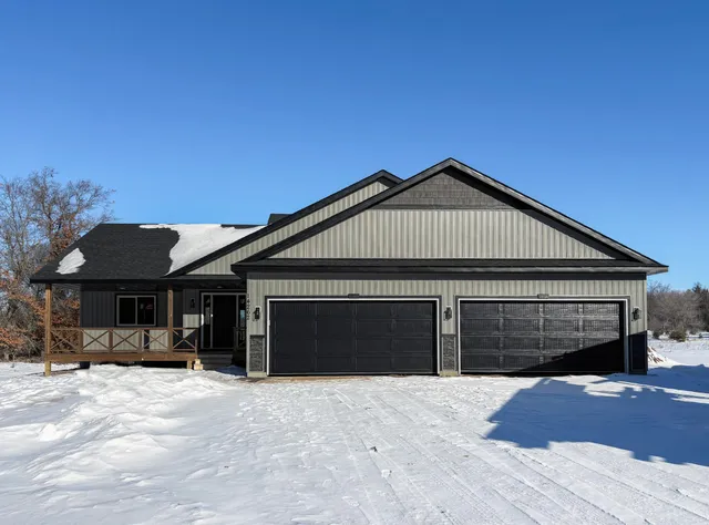 $575,000 | 14262 277th Avenue Northwest, Zimmerman, MN 55398