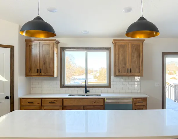 $575,000 | 14262 277th Avenue Northwest, Zimmerman, MN 55398