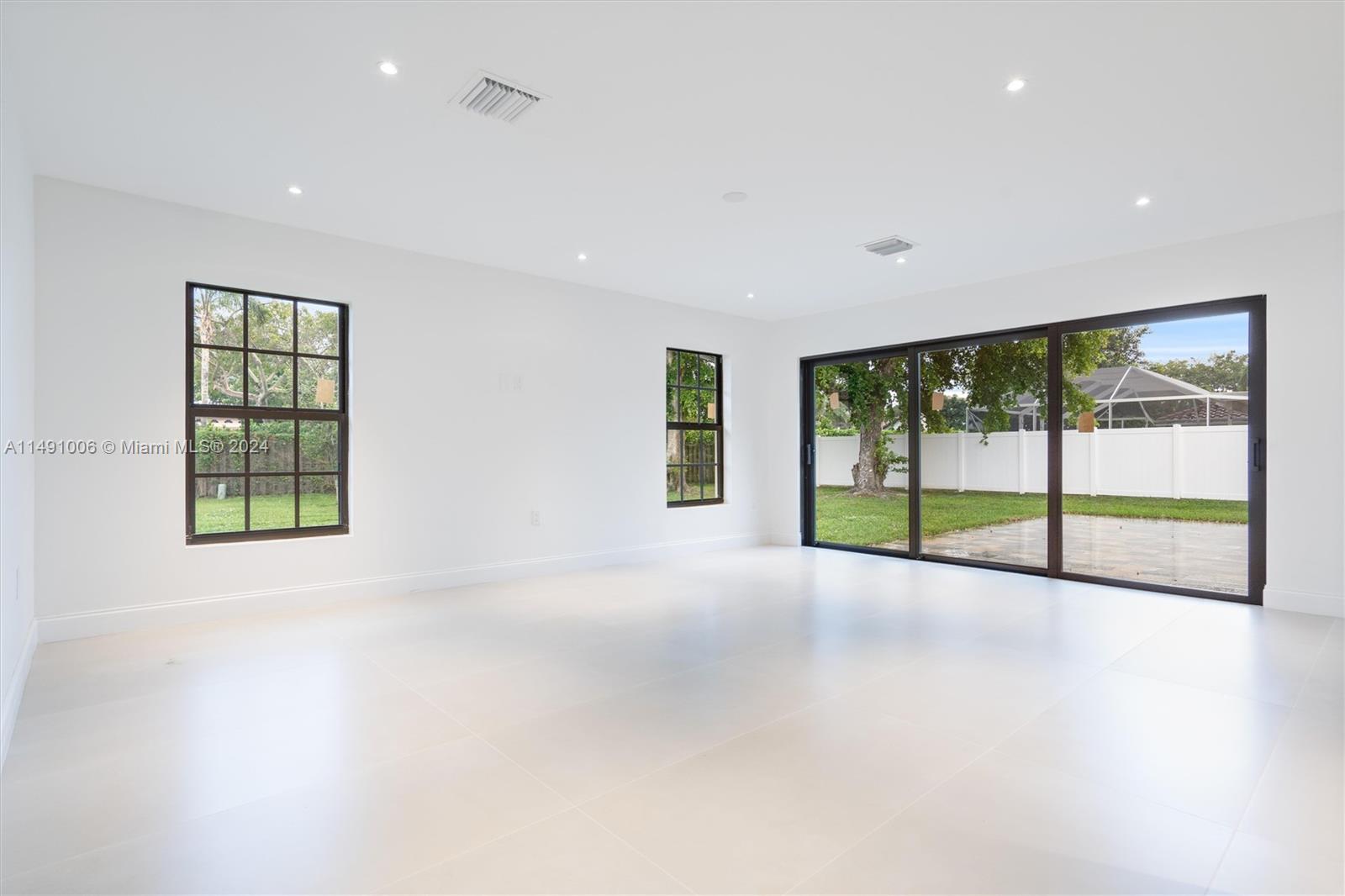 2728 Northwest 29th Avenue Boca Raton, FL 33434 - Photo 20 of 50 Gallery Image 20