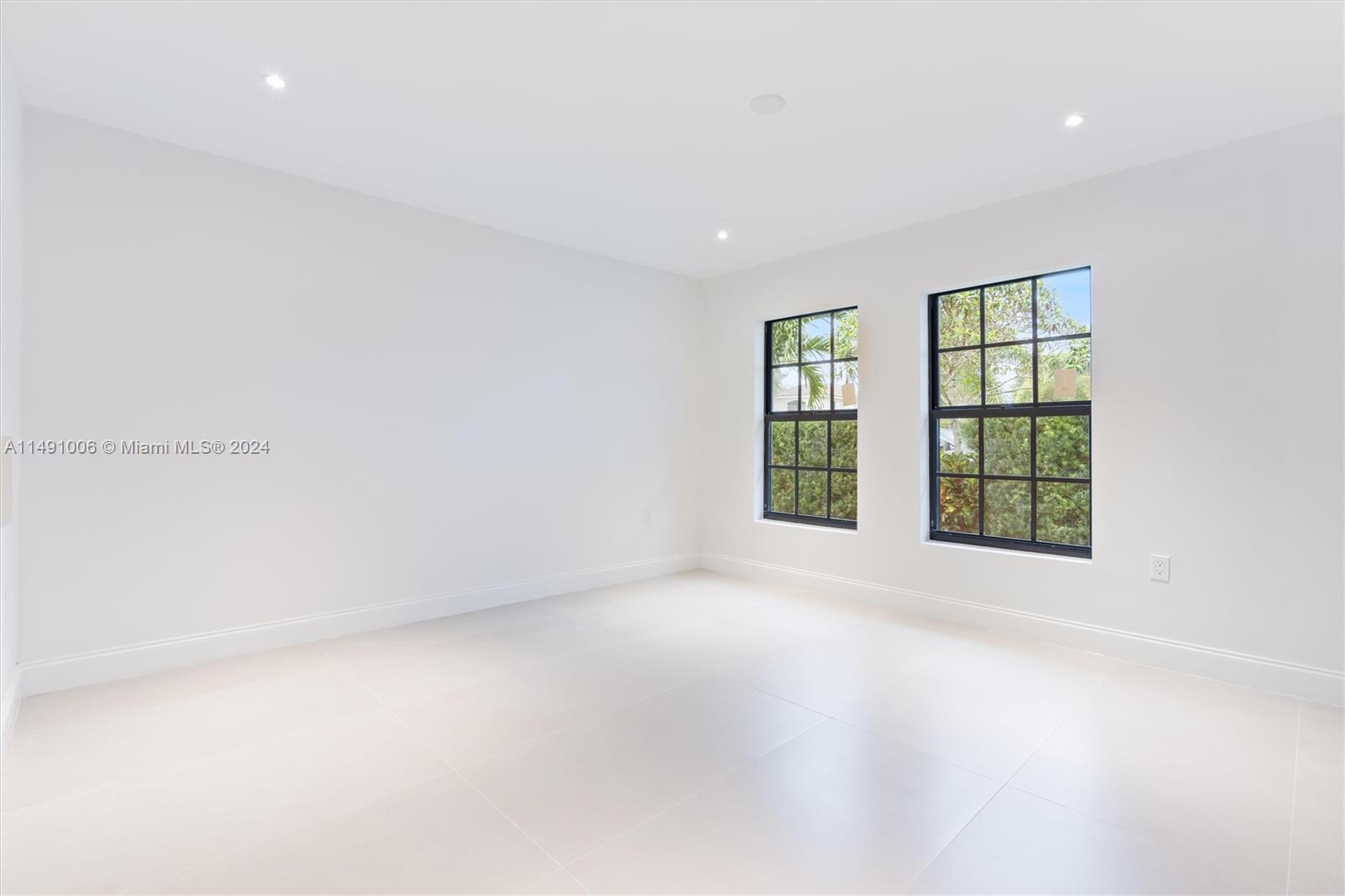 2728 Northwest 29th Avenue Boca Raton, FL 33434 - Photo 32 of 50 Gallery Image 32