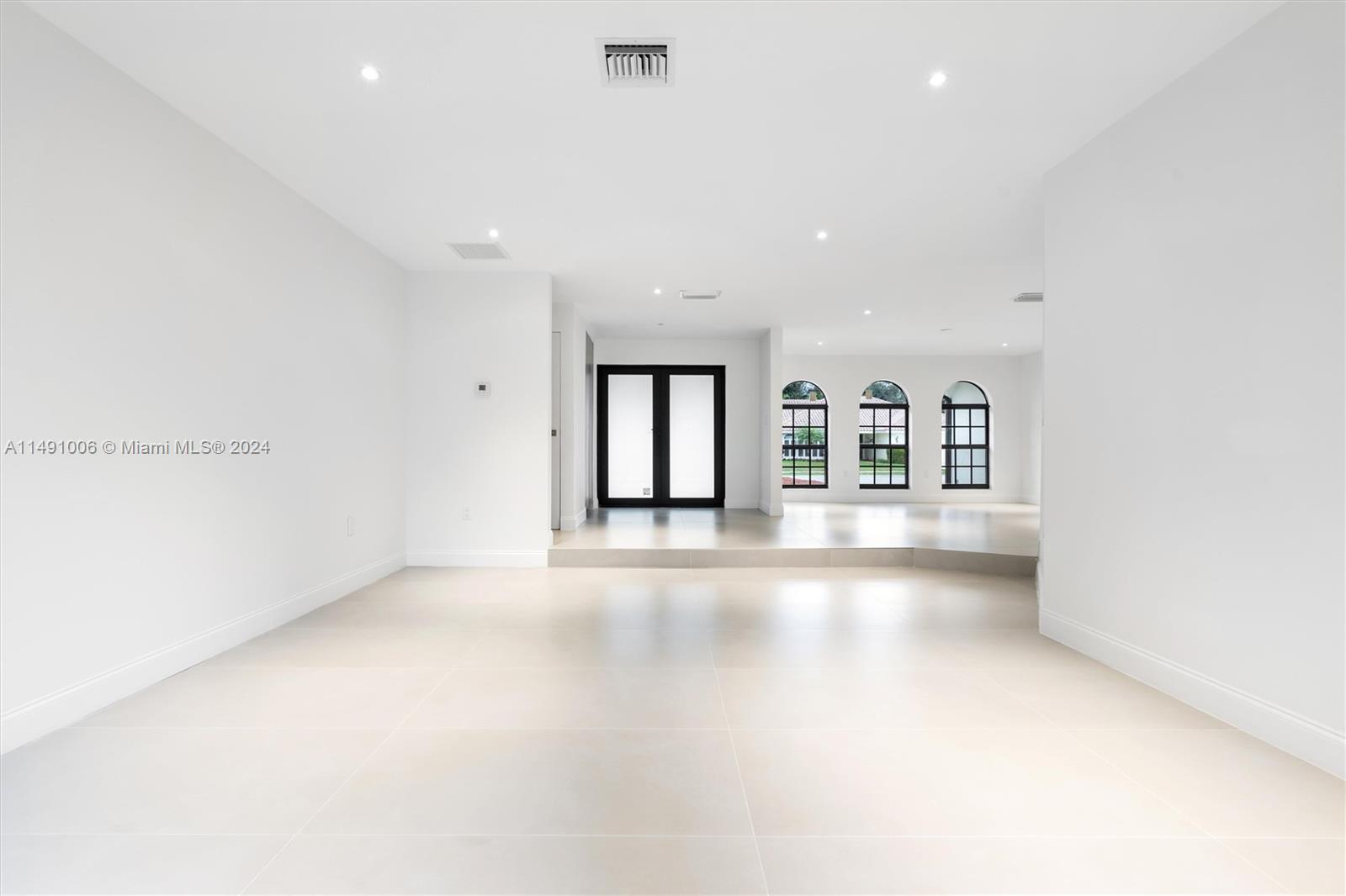 2728 Northwest 29th Avenue Boca Raton, FL 33434 - Photo 8 of 50 Gallery Image 8