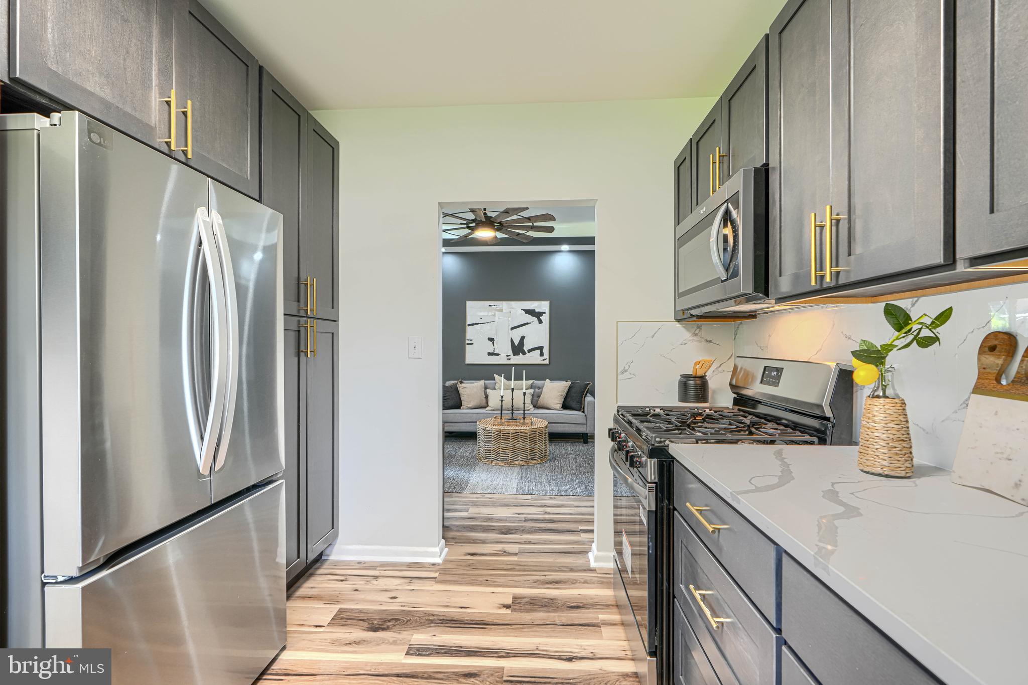 6821 Barnett Road Baltimore, MD 21239 - Photo 6 of 41