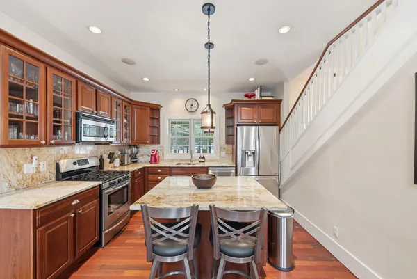 $899,000 | 13217 Three Oaks Road, Sawyer, MI 49125