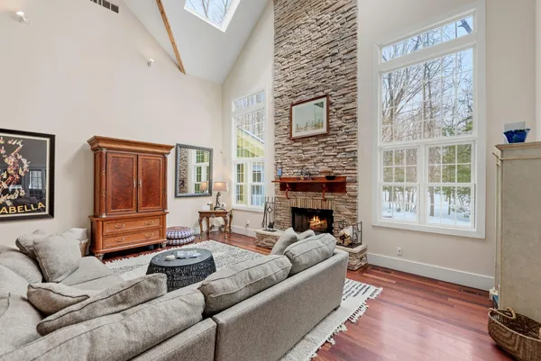 $899,000 | 13217 Three Oaks Road, Sawyer, MI 49125