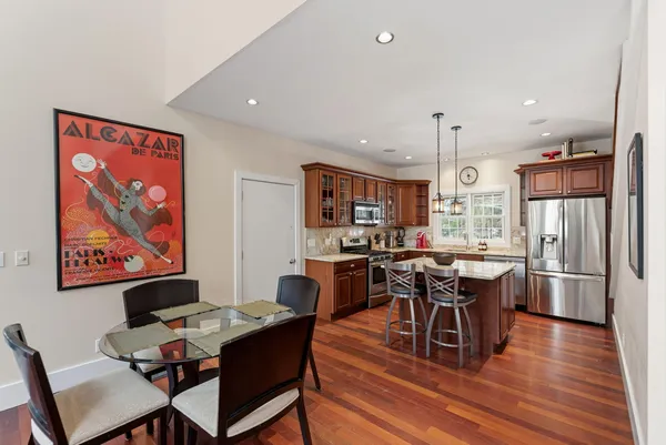 $899,000 | 13217 Three Oaks Road, Sawyer, MI 49125