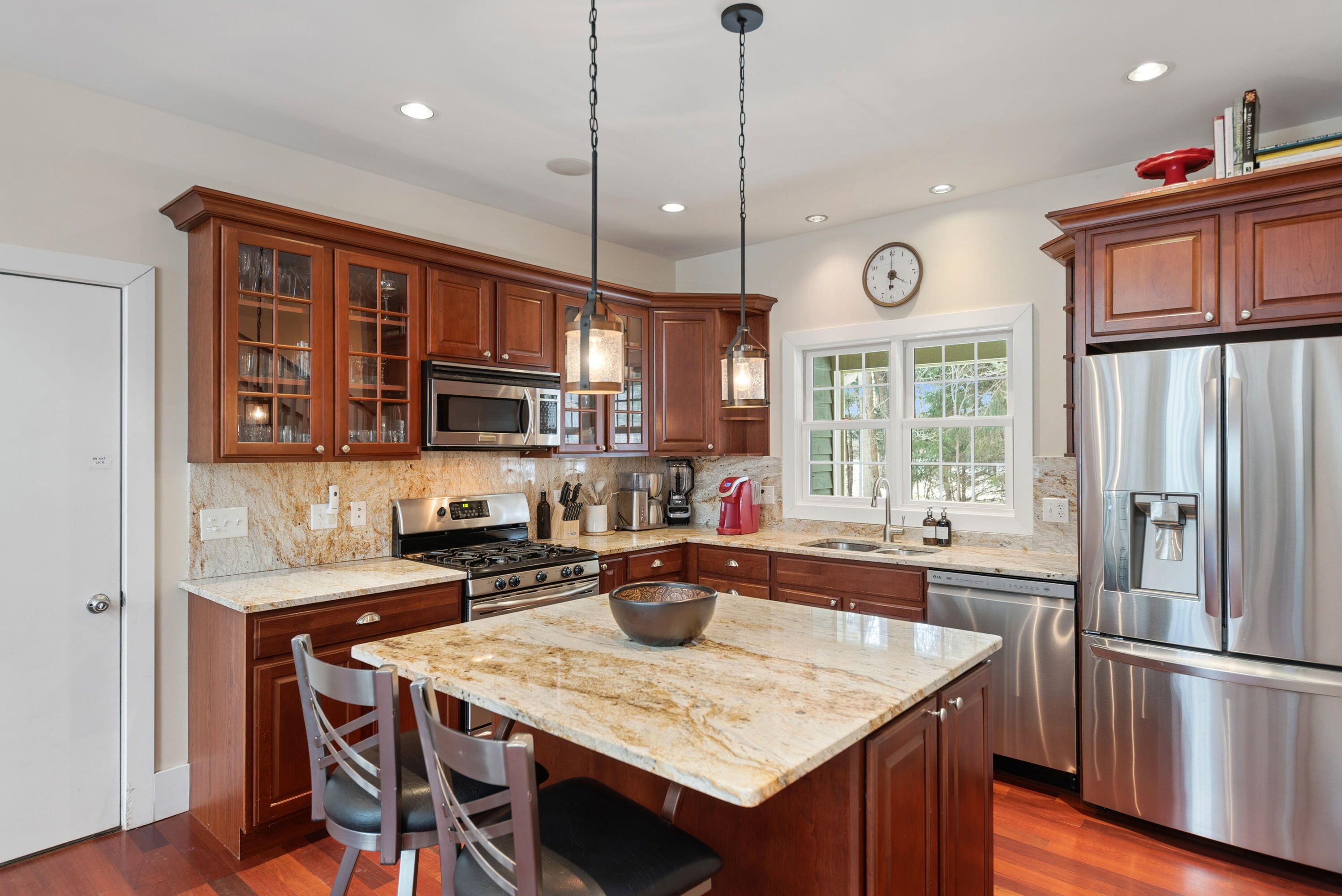 13217 Three Oaks Road Sawyer, MI 49125 - Photo 9 of 29 15_DavidYeeDDP_9766