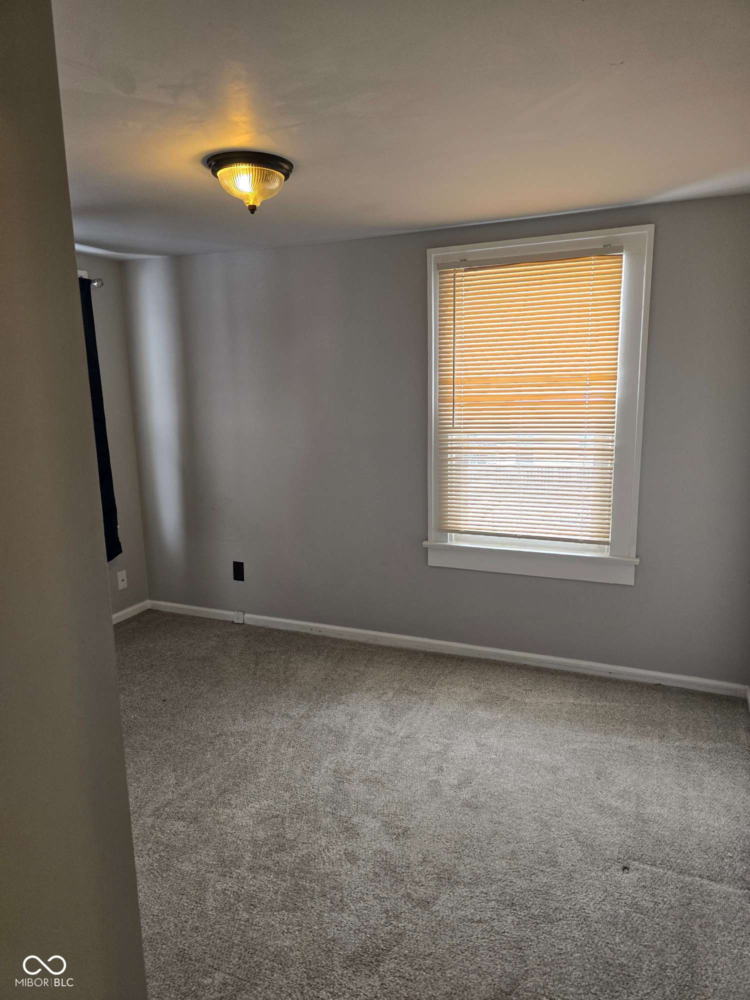 814 Dequincy Street Indianapolis, IN 46201 - Photo 14 of 38