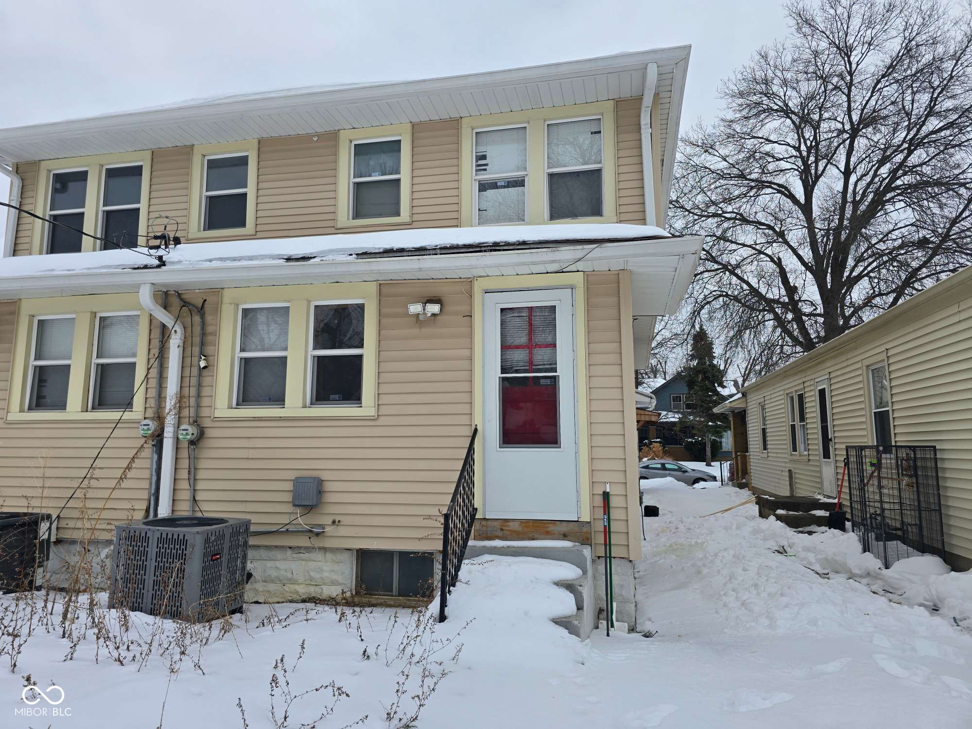 814 Dequincy Street Indianapolis, IN 46201 - Photo 9 of 38