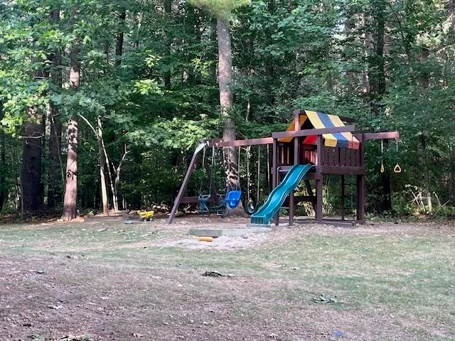 $2,100 | 313 Spring Brook Circle, Portsmouth, NH 03801