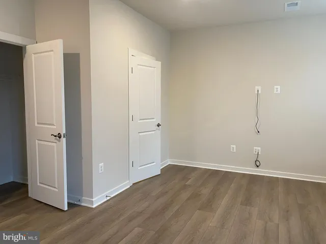 $4,750 | 16356 Columbus Avenue, Rockville, MD 20855