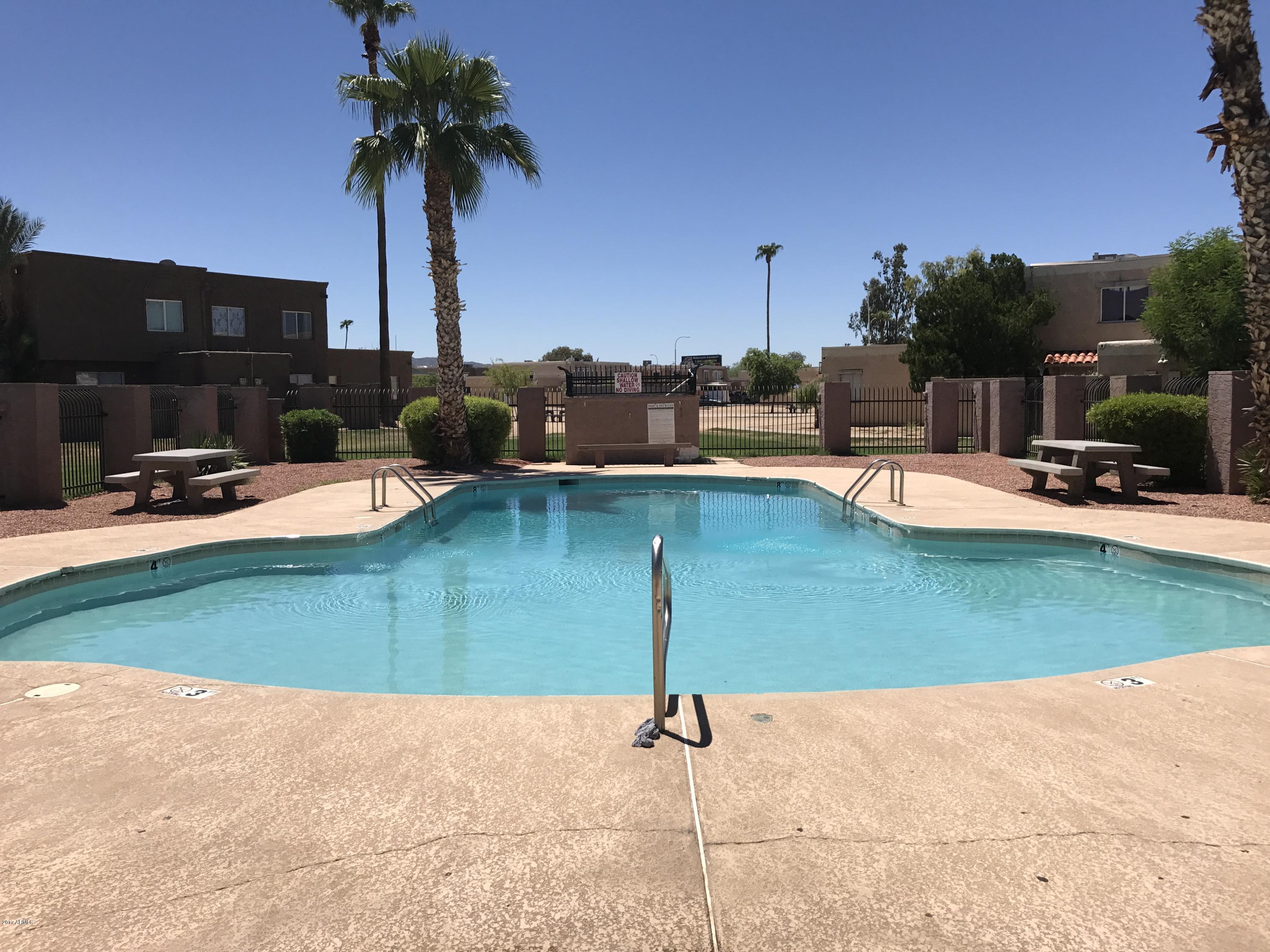 4427 East Riverside Street Phoenix, AZ 85040 - Photo 18 of 20 IMG_0277
