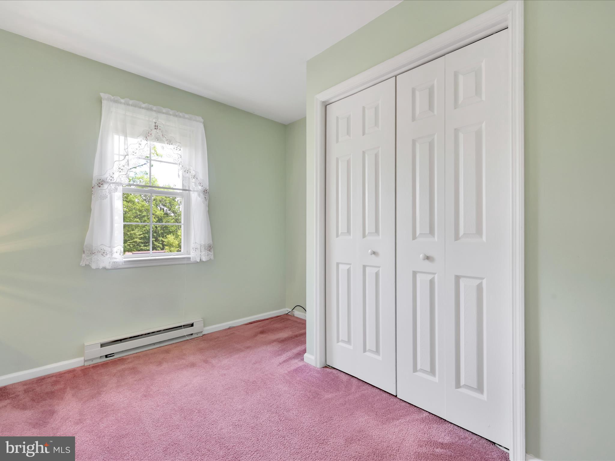 95 Comanche Drive Auburn, PA 17922 - Photo 21 of 33 an empty room with windows