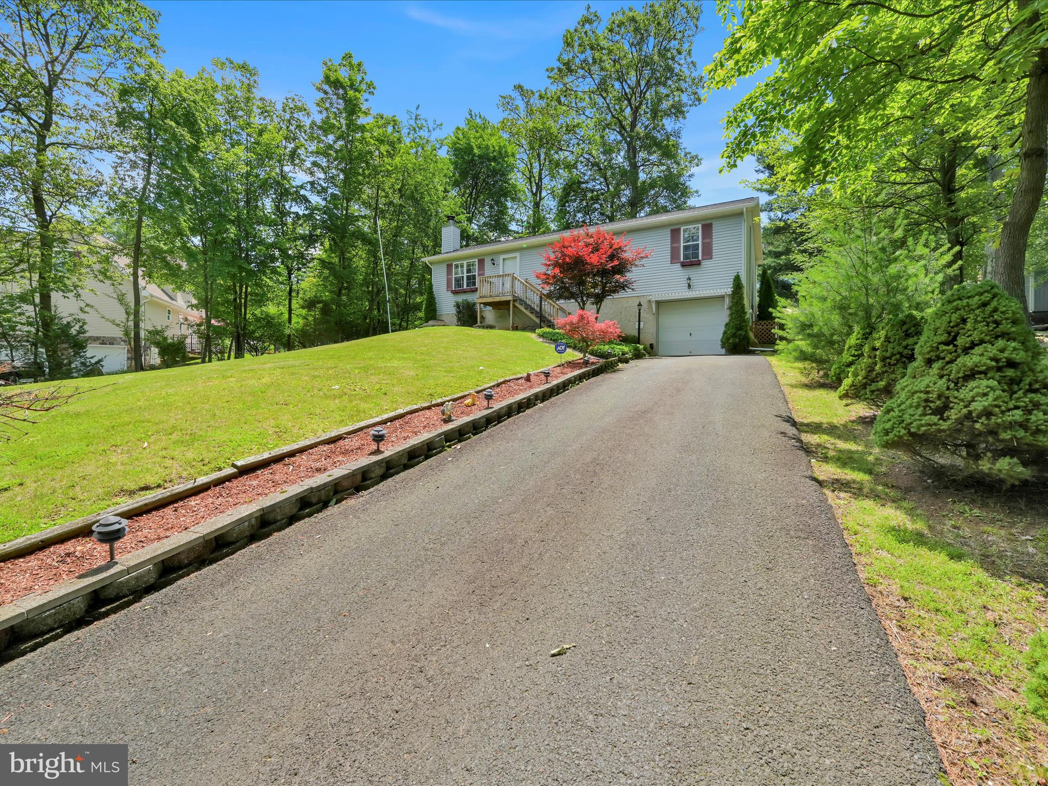95 Comanche Drive Auburn, PA 17922 - Photo 31 of 33 a view of outdoor space and garden