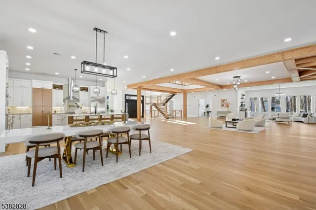 $3,999,999 | 19 Highlander Drive, Scotch Plains, NJ 07076