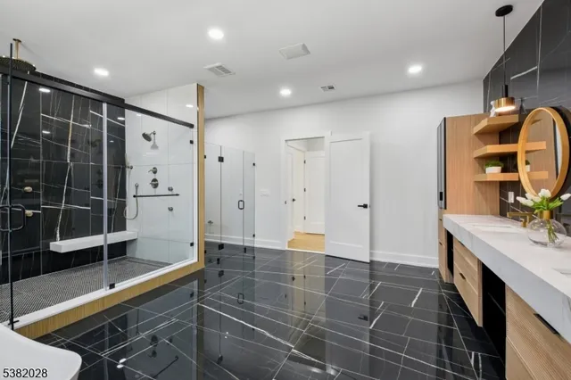 $3,999,999 | 19 Highlander Drive, Scotch Plains, NJ 07076