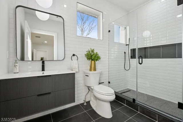 $3,999,999 | 19 Highlander Drive, Scotch Plains, NJ 07076