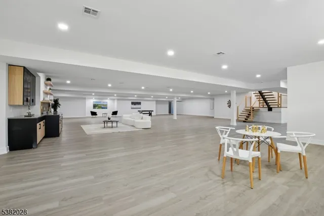 $3,999,999 | 19 Highlander Drive, Scotch Plains, NJ 07076