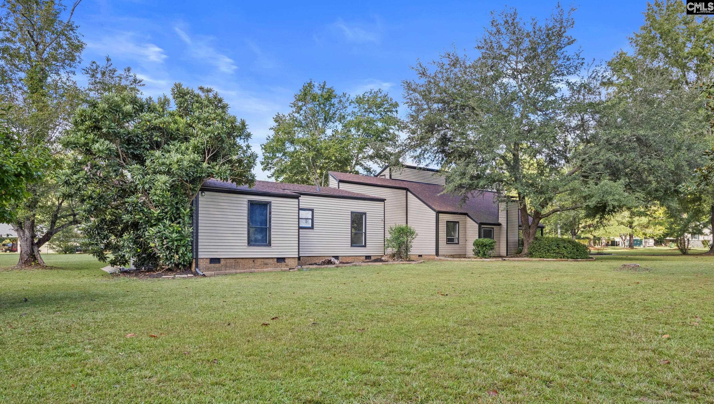 818 Motley Road Hopkins, SC 29061 - Photo 5 of 56