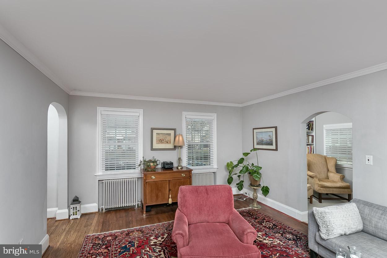 513 Wilton Road Baltimore, MD 21286 - Photo 14 of 30 a living room with furniture and a window