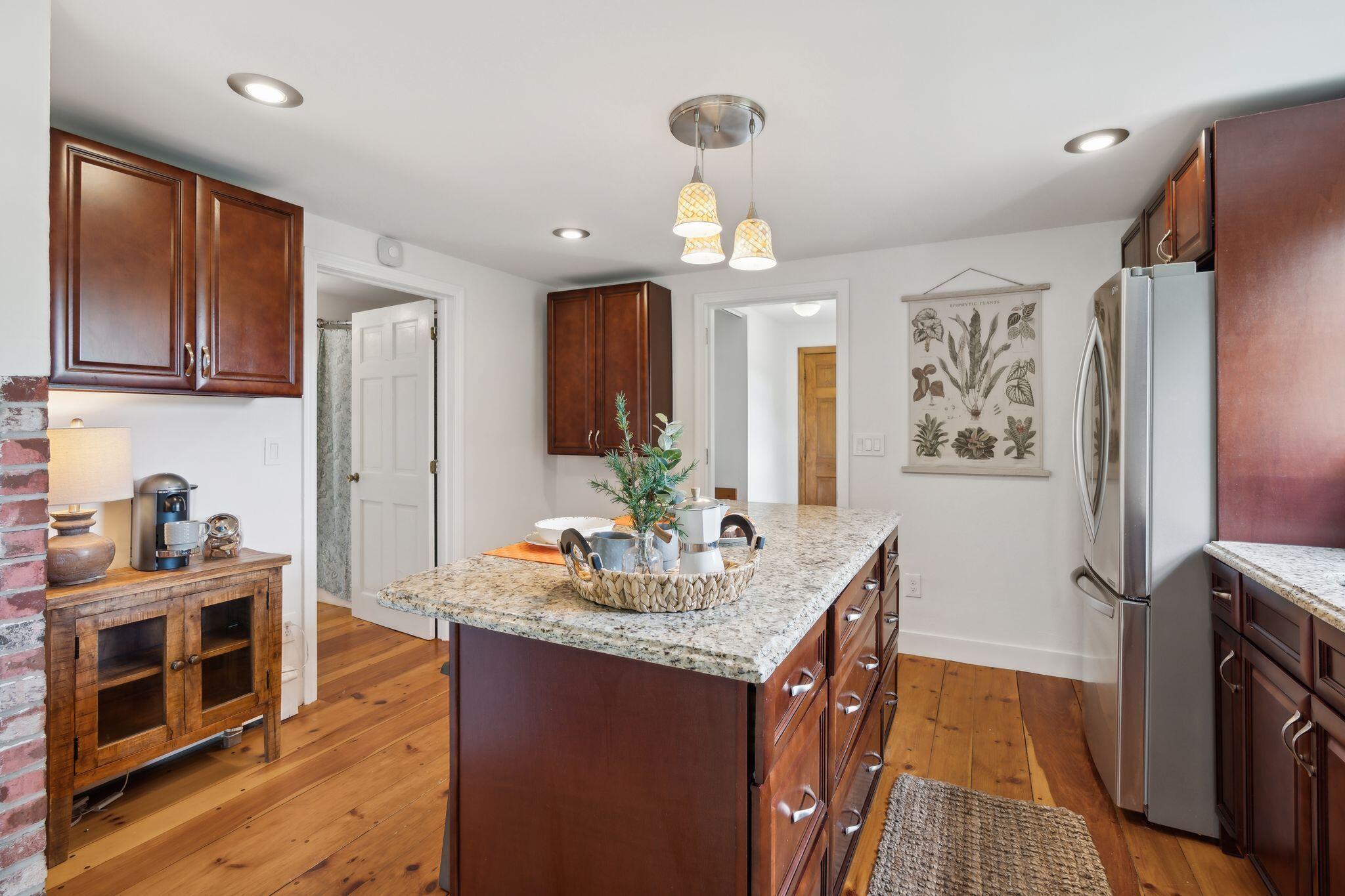 18 Windy Meadow Road Buxton, ME 04093 - Photo 10 of 39 Kitchen