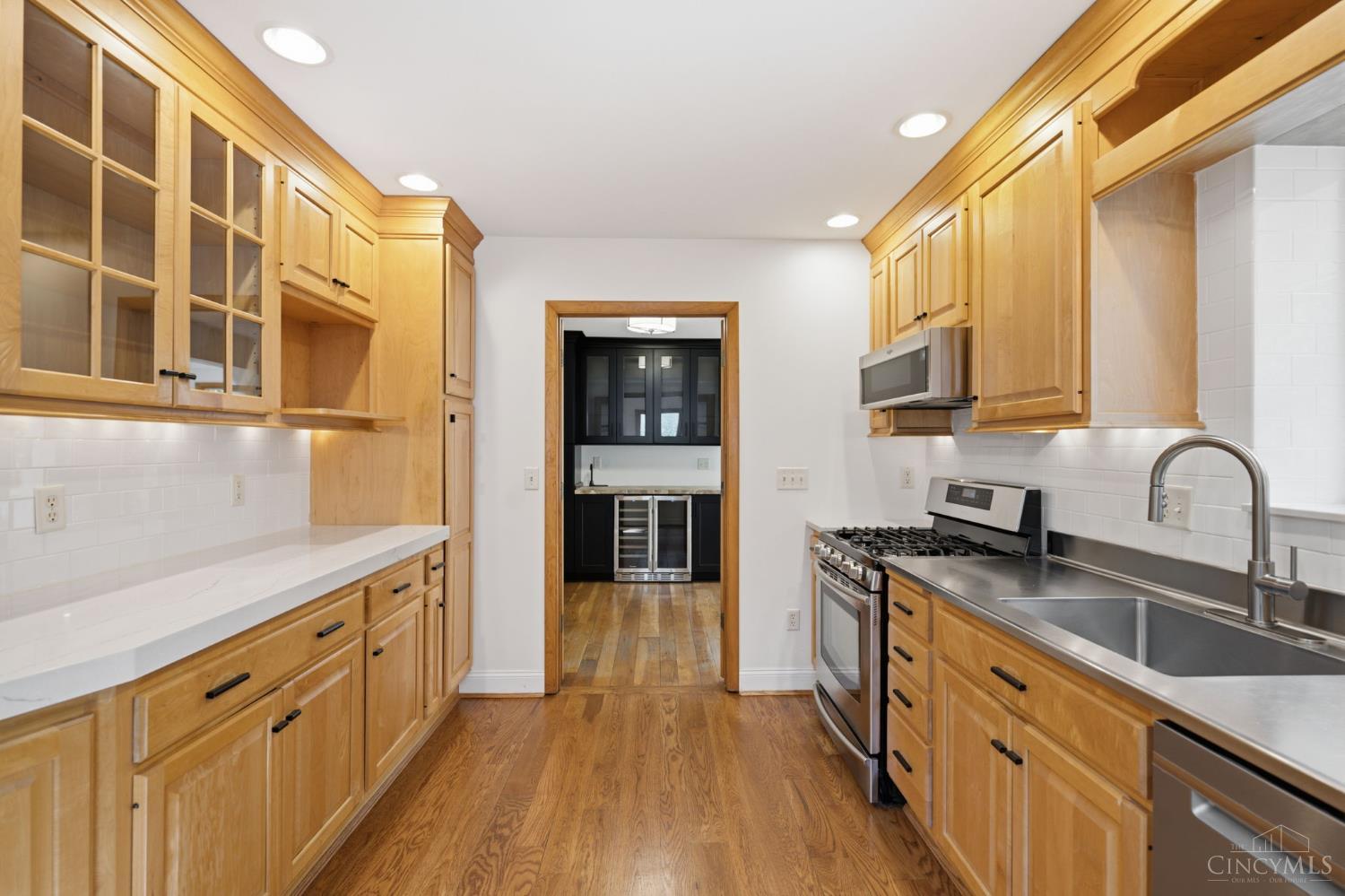 7767 Shawnee Run Road Cincinnati, OH 45243 - Photo 14 of 63