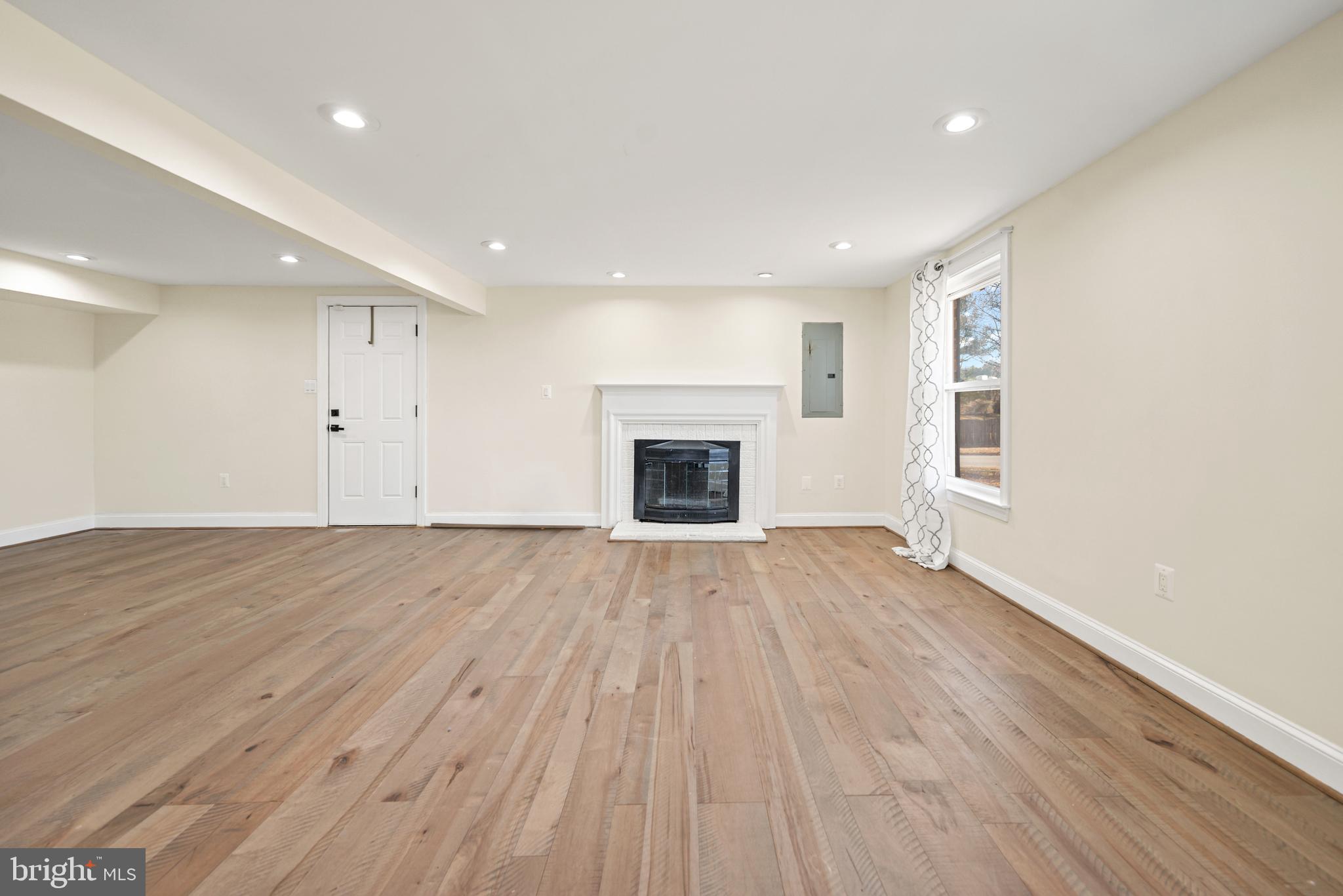 3724 Stonesboro Road Fort Washington, MD 20744 - Photo 18 of 41 Lower Level Recreation Room