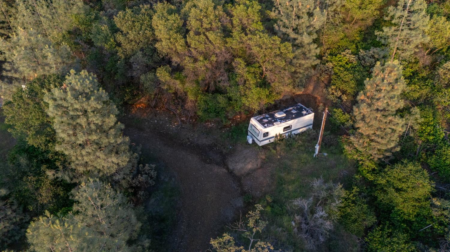 12911 Long Valley Road Penn Valley, CA 95946 - Photo 18 of 35 a aerial view of a house with a yard