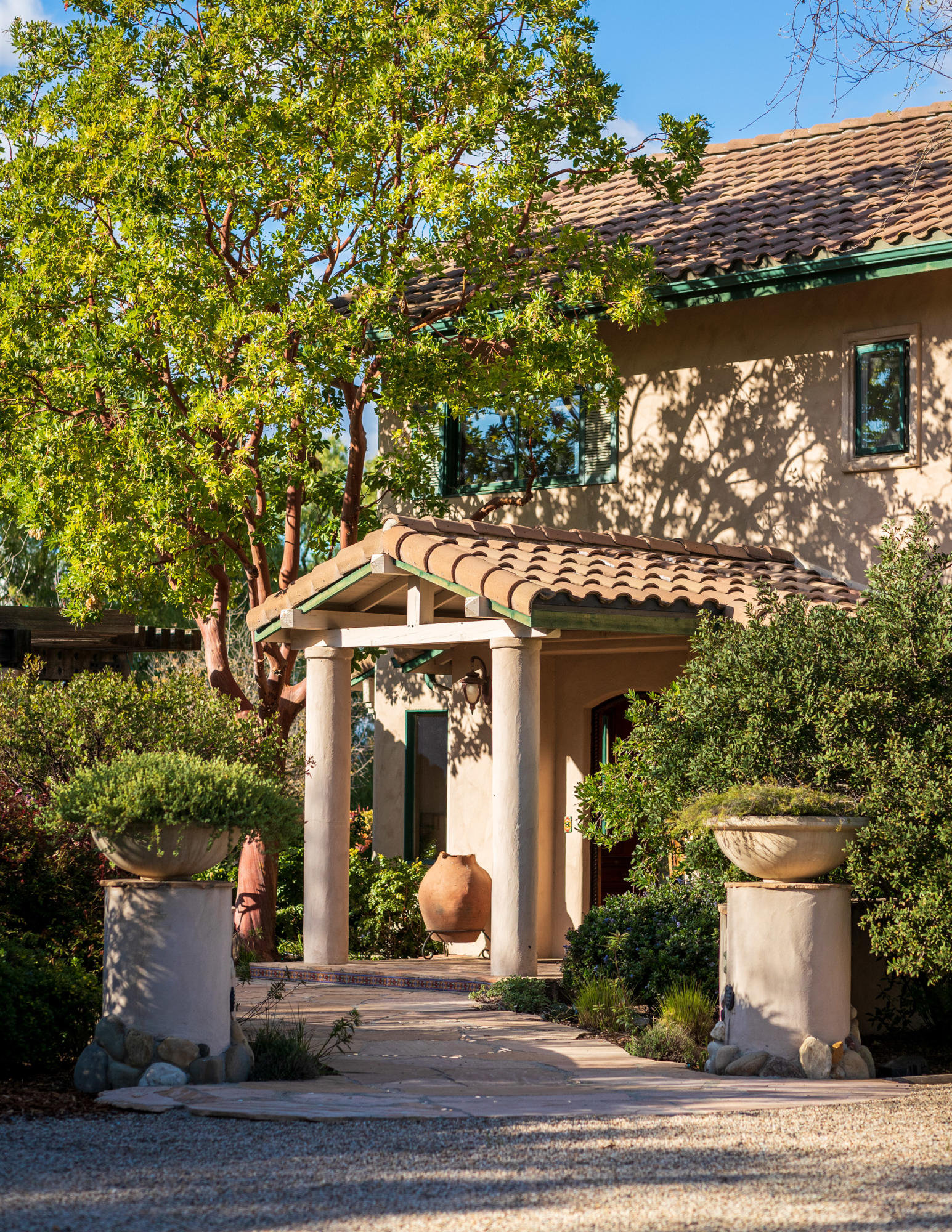 2879 Tapadero Road Solvang, CA 93463 - Photo 5 of 41 2879 Tapadero web-1