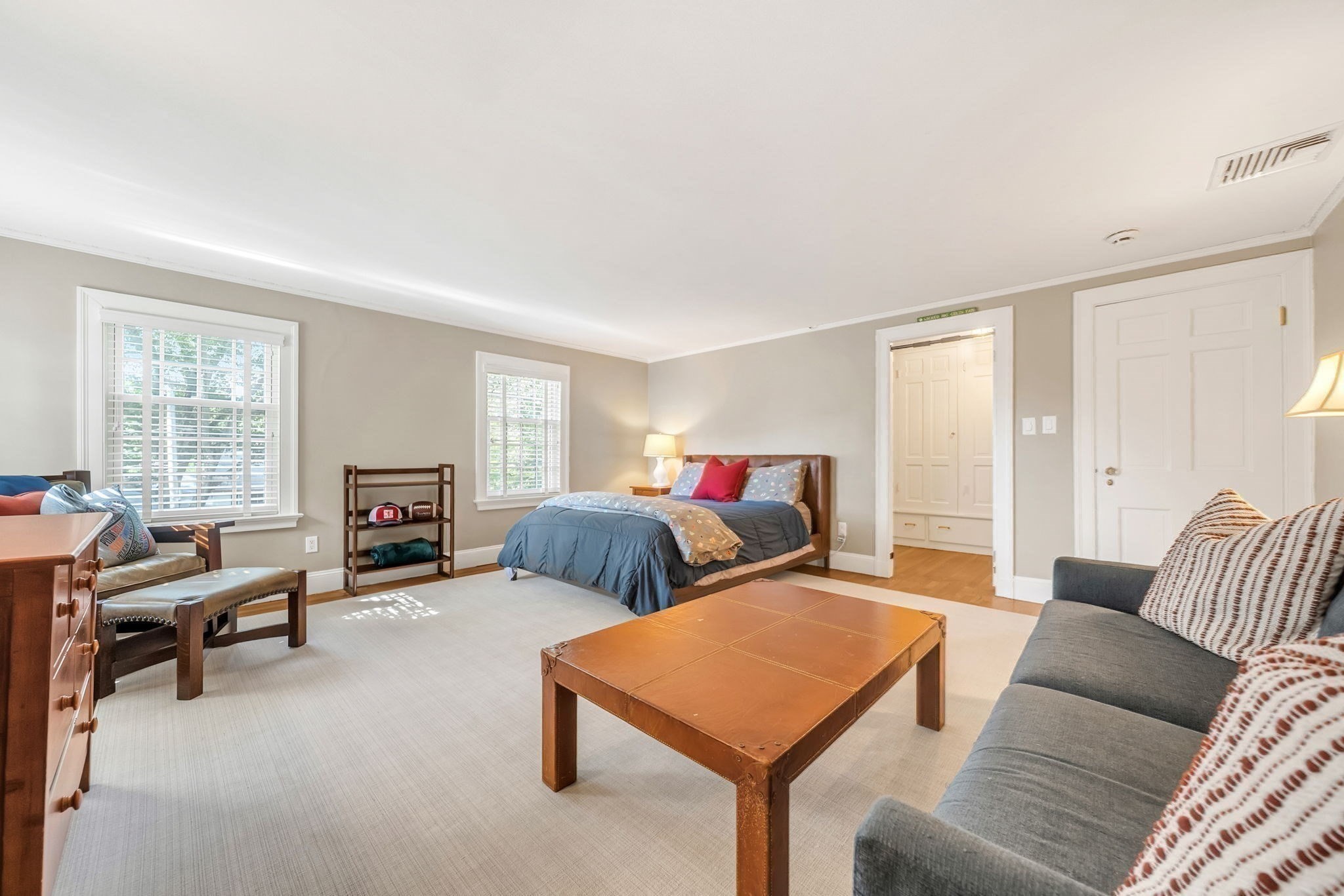 135 Edmunds Road Wellesley, MA 02481 - Photo 22 of 33 Gallery Image 22