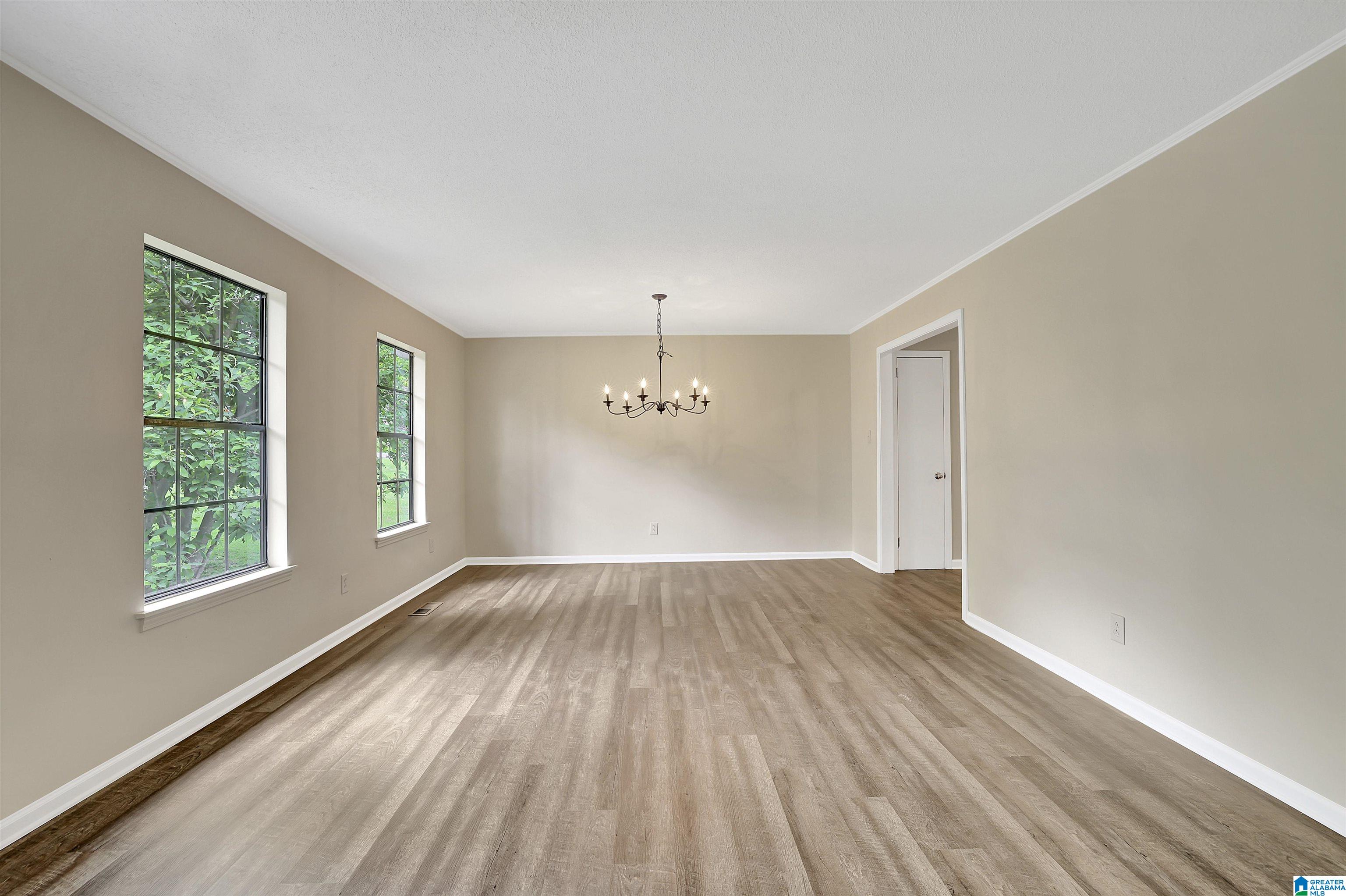 203 11th Place Pleasant Grove, AL 35127 - Photo 6 of 34
