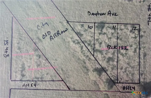 $45,000 | 701-705 West Dayton Avenue, Seadrift, TX 77983