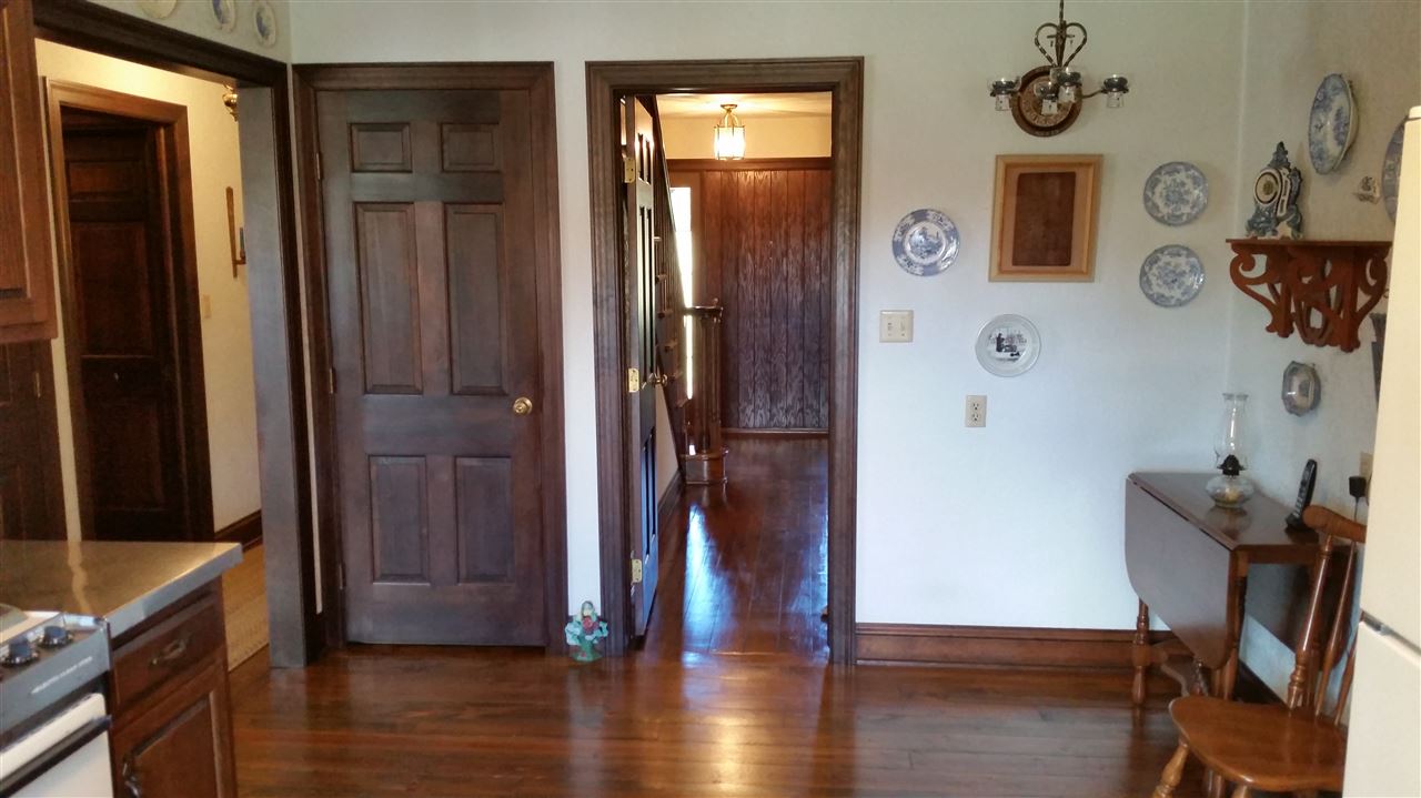14567 Zahm Road Rockton, IL 61072 - Photo 5 of 25 Gallery Image 5