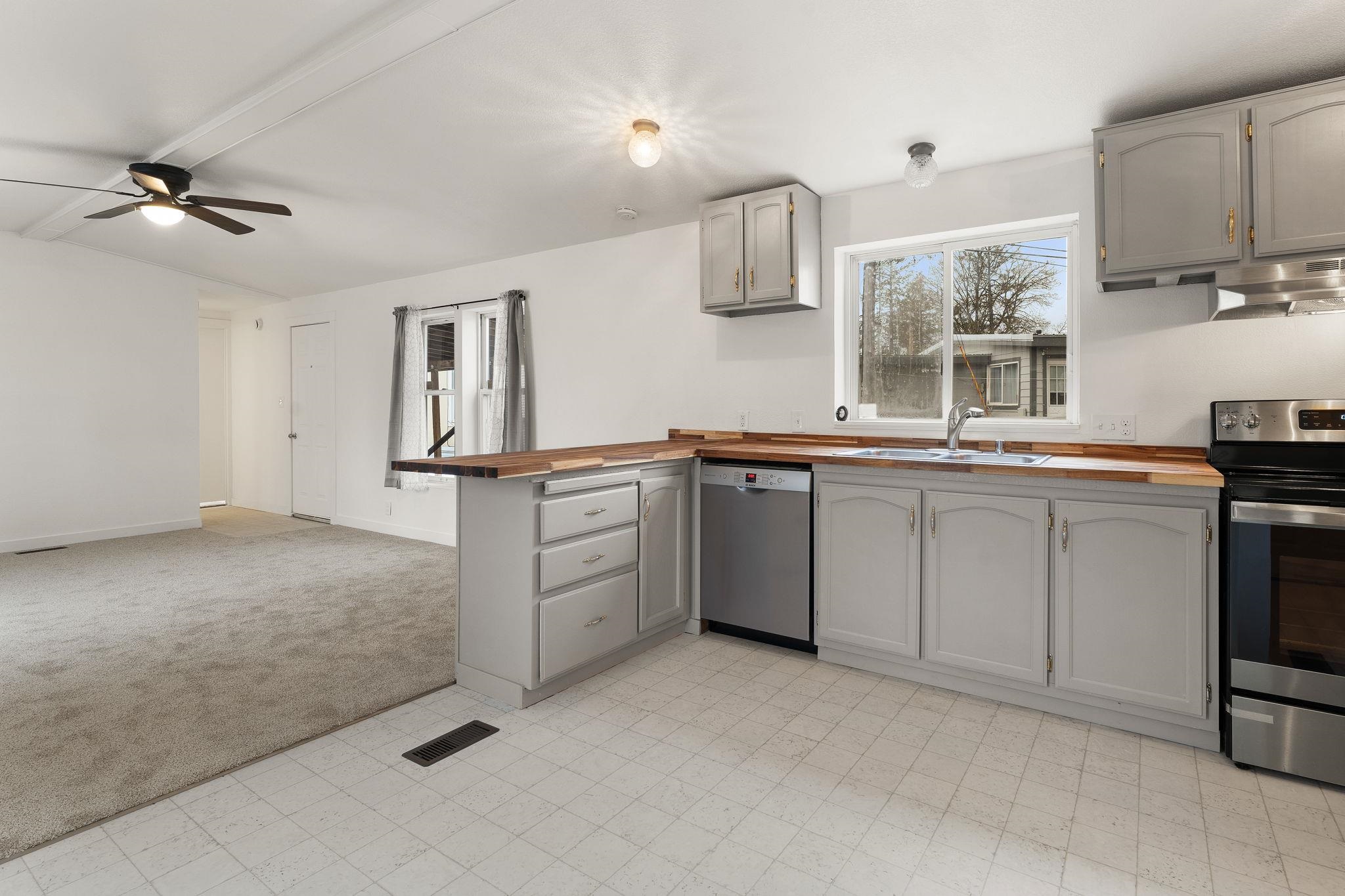 4315 South Cheatham Road, Unit 10 Spokane, WA 99224 - Photo 7 of 23 Gallery Image 7