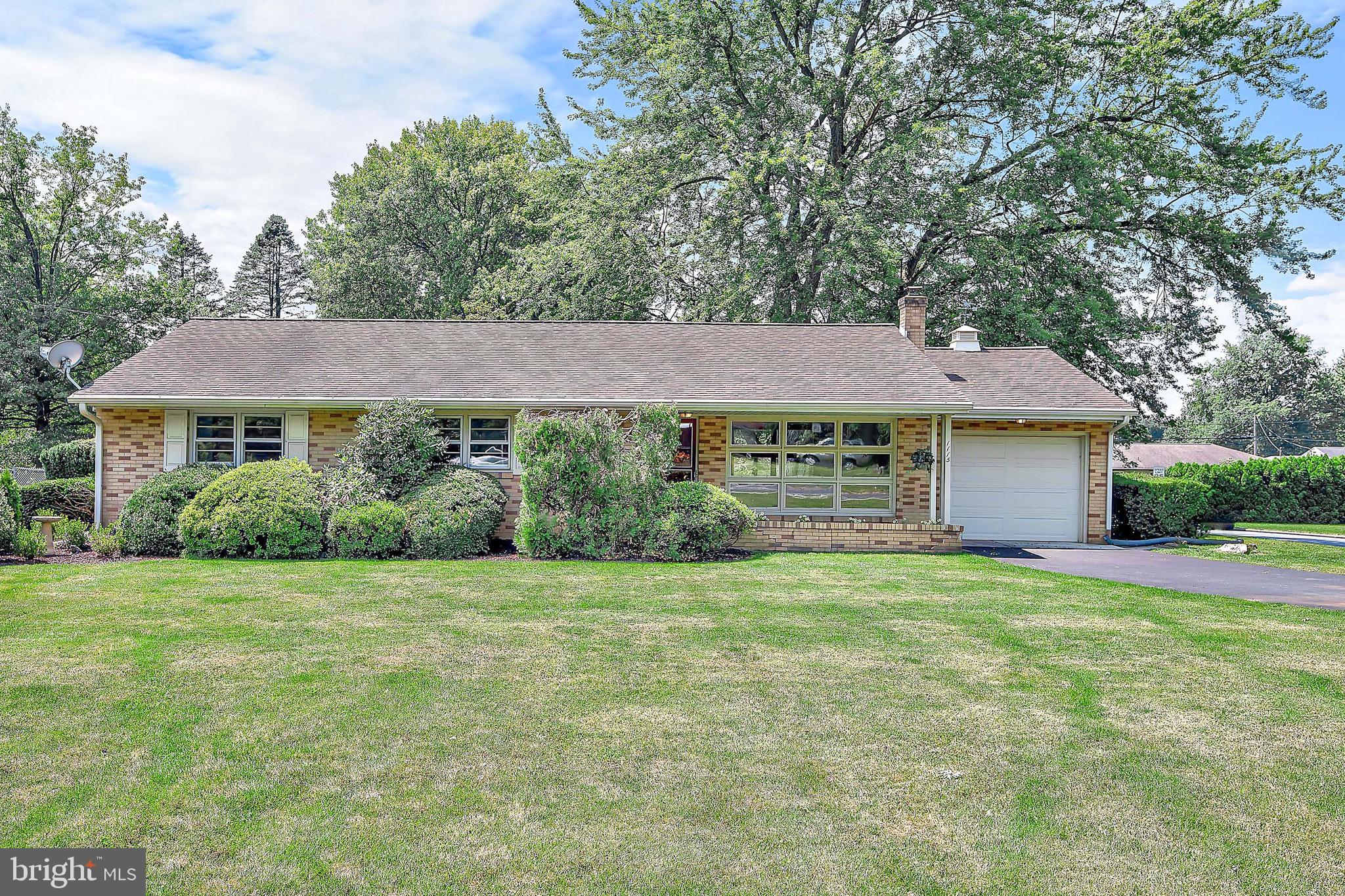 1115 South Forge Road Palmyra, PA 17078 - Photo 2 of 23 Gallery Image 2