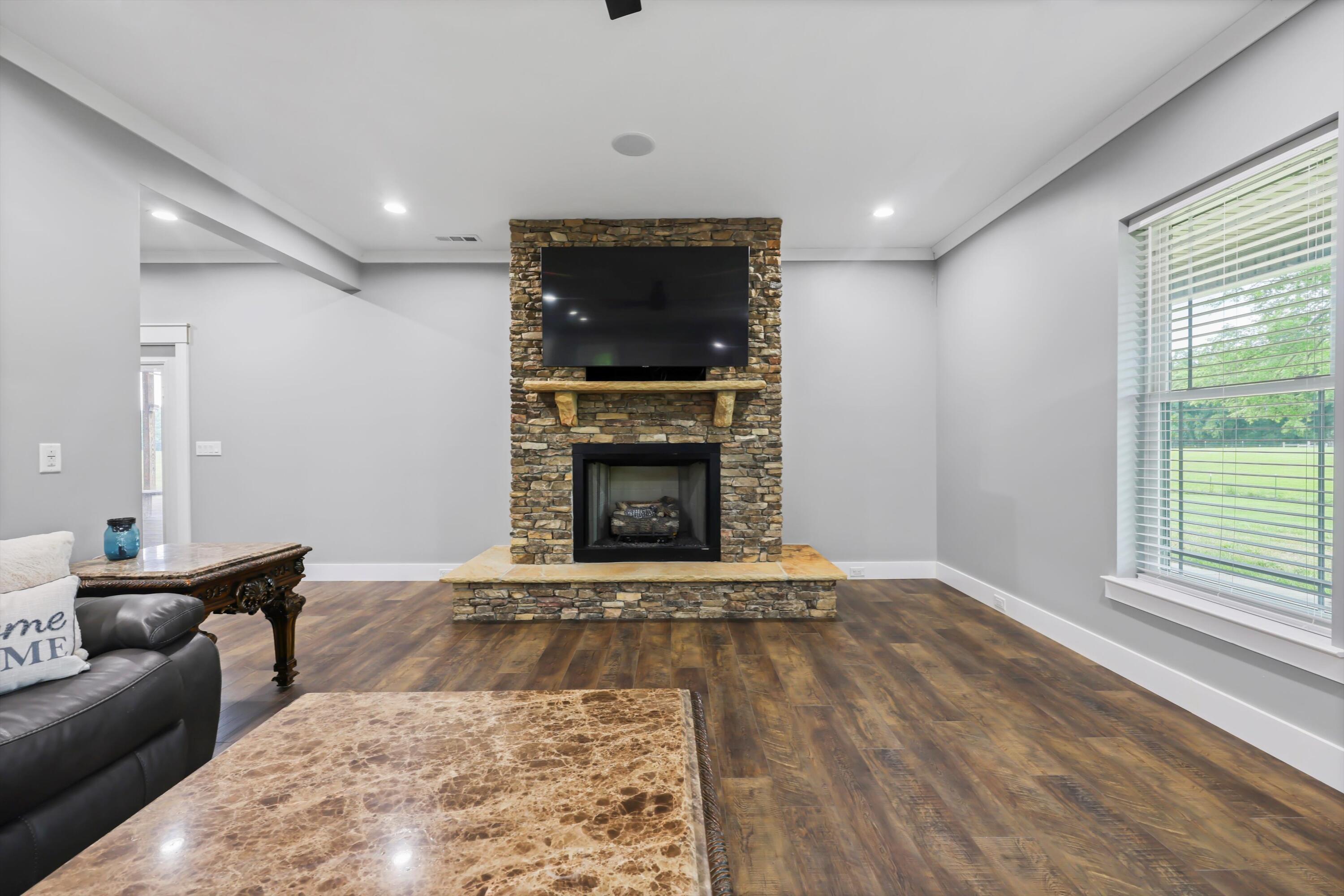 254 Cdl Trail Dunlap, TN 37327 - Photo 8 of 68 02-090A5097