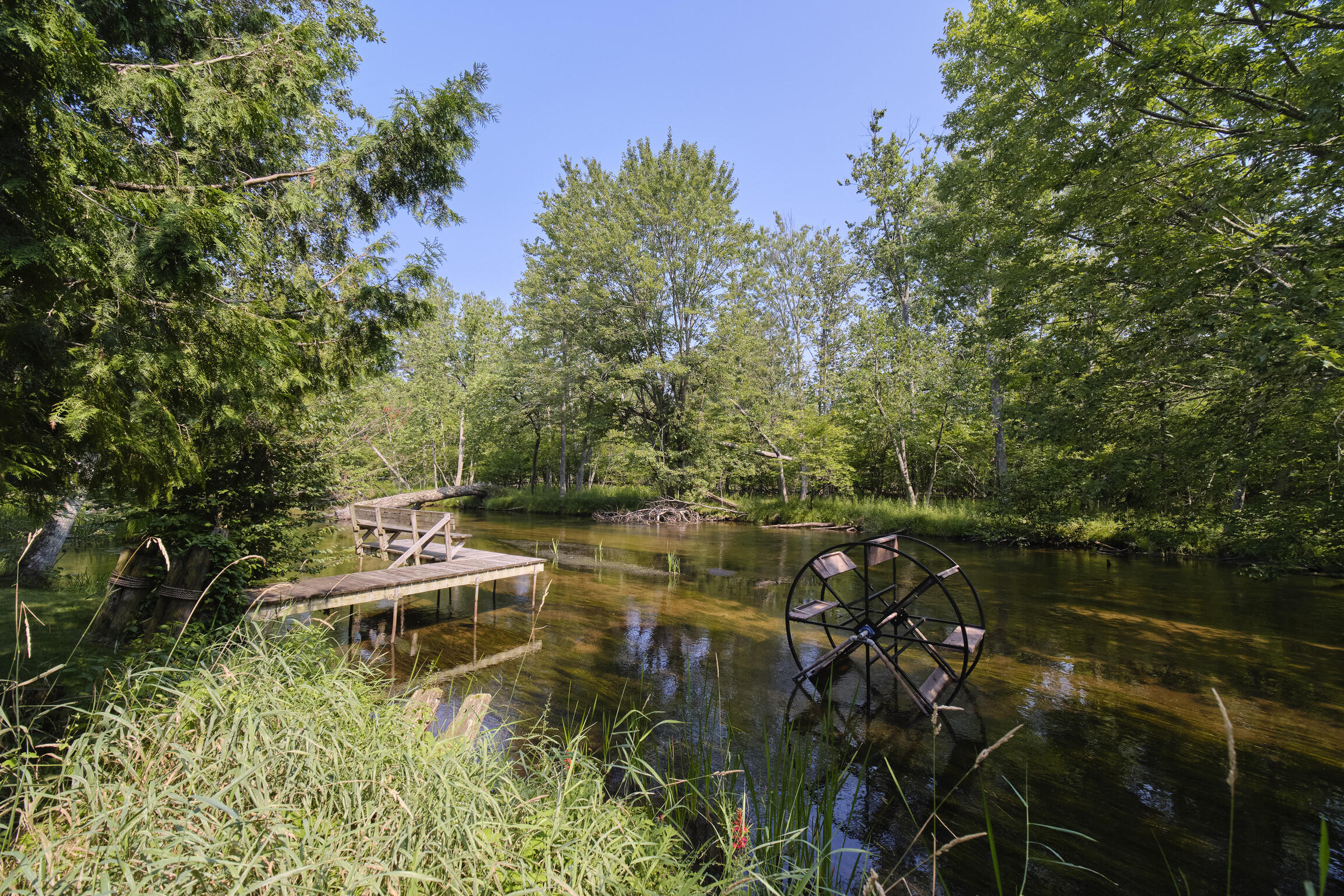 Private dock w/river watching bench