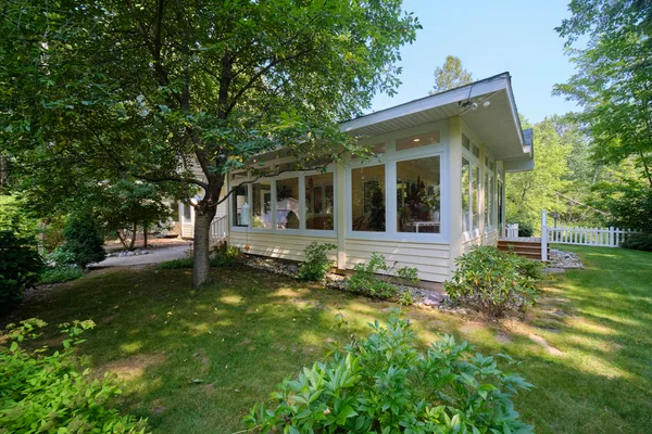 $995,000 | 9670 South County Line Road, Manistee, MI 49660