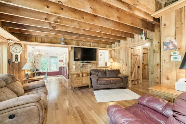 $1,095,000 | 9670 South County Line Road, Manistee, MI 49660