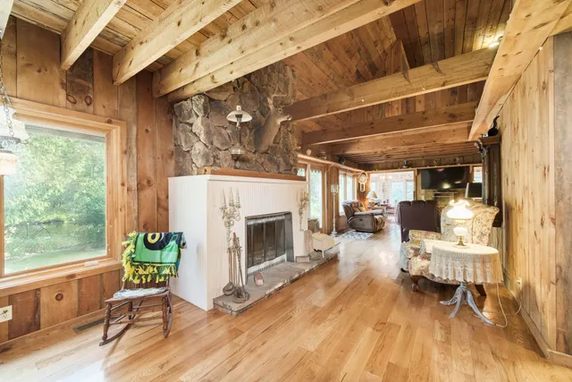 $1,095,000 | 9670 South County Line Road, Manistee, MI 49660