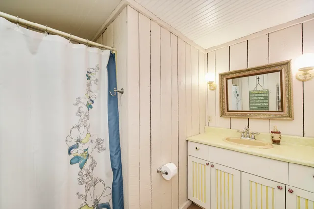 $1,095,000 | 9670 South County Line Road, Manistee, MI 49660