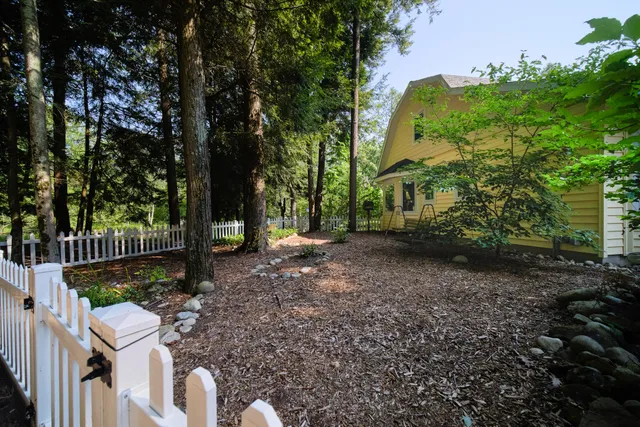 $1,095,000 | 9670 South County Line Road, Manistee, MI 49660