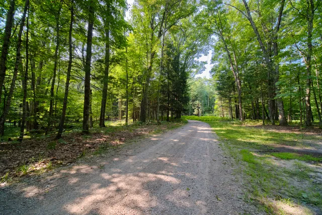 $1,095,000 | 9670 South County Line Road, Manistee, MI 49660